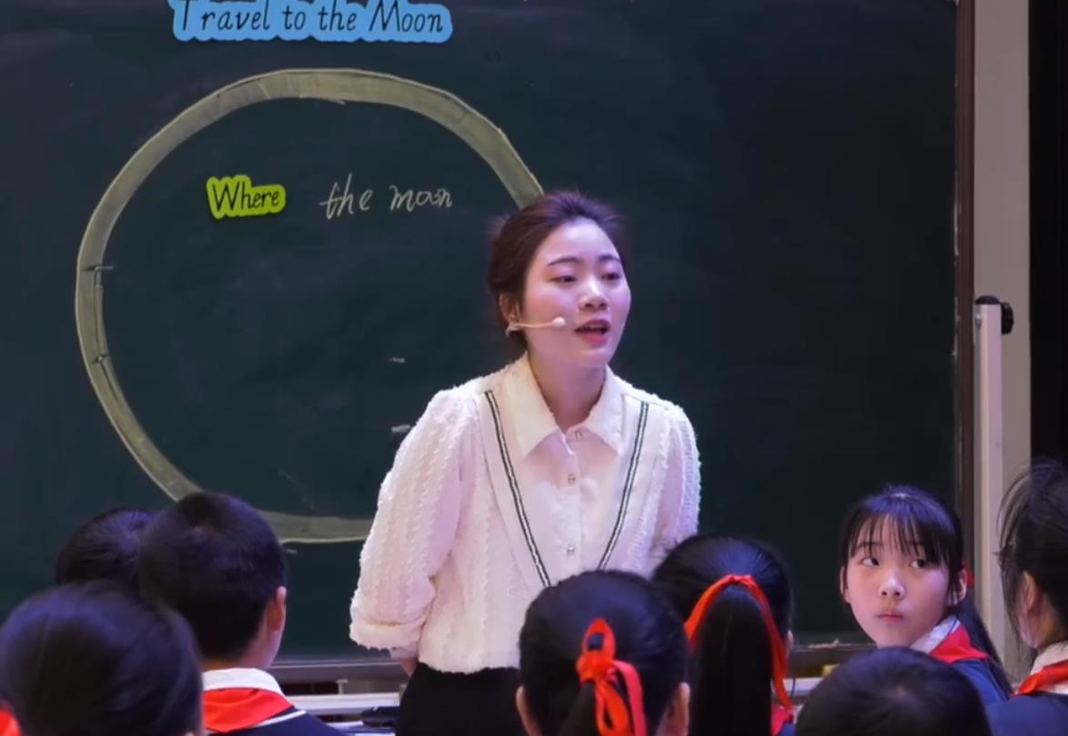 張玉蘭，閱讀課《Travel to the Moon》， 六年級，人教版