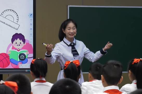 徐園園，《我學會了——》，四年級下冊習作，第六單位